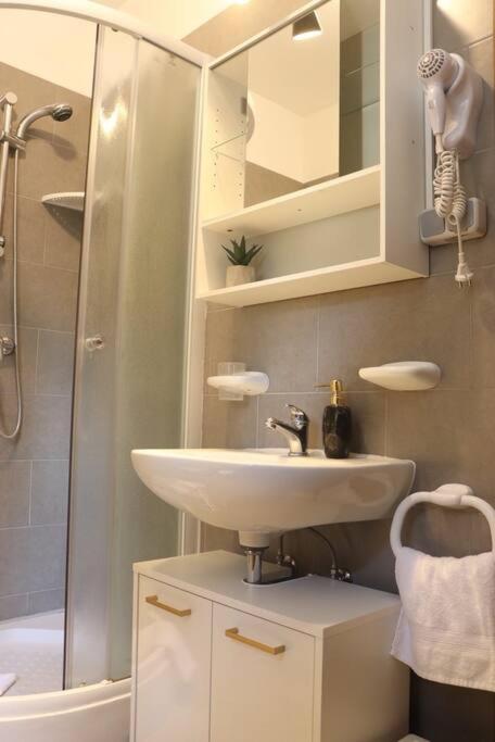Apartment Nia&Nika Caska, Novalja With Sea View And Terrace Exterior foto